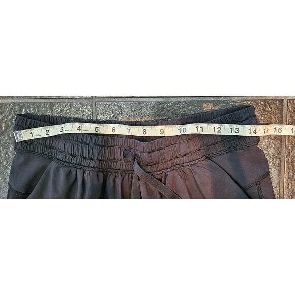 Lululemon Womens Jogger Pants 6 Black Nylon Stretch Dance Drawstring Tapered Leg - Picture 9 of 12
